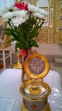 Ковчег с частицами мощей св. блж. Матроны Московской